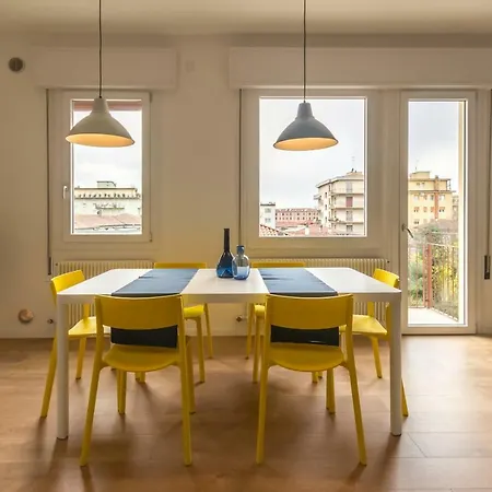 Casa Stretti By Welc דירה טרוויסו